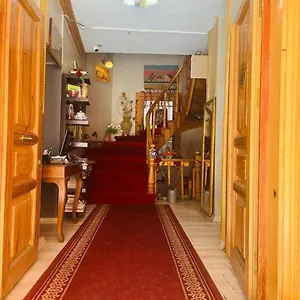 2* Hotel Old Family