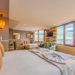 4* Aparthotel Tashkonak