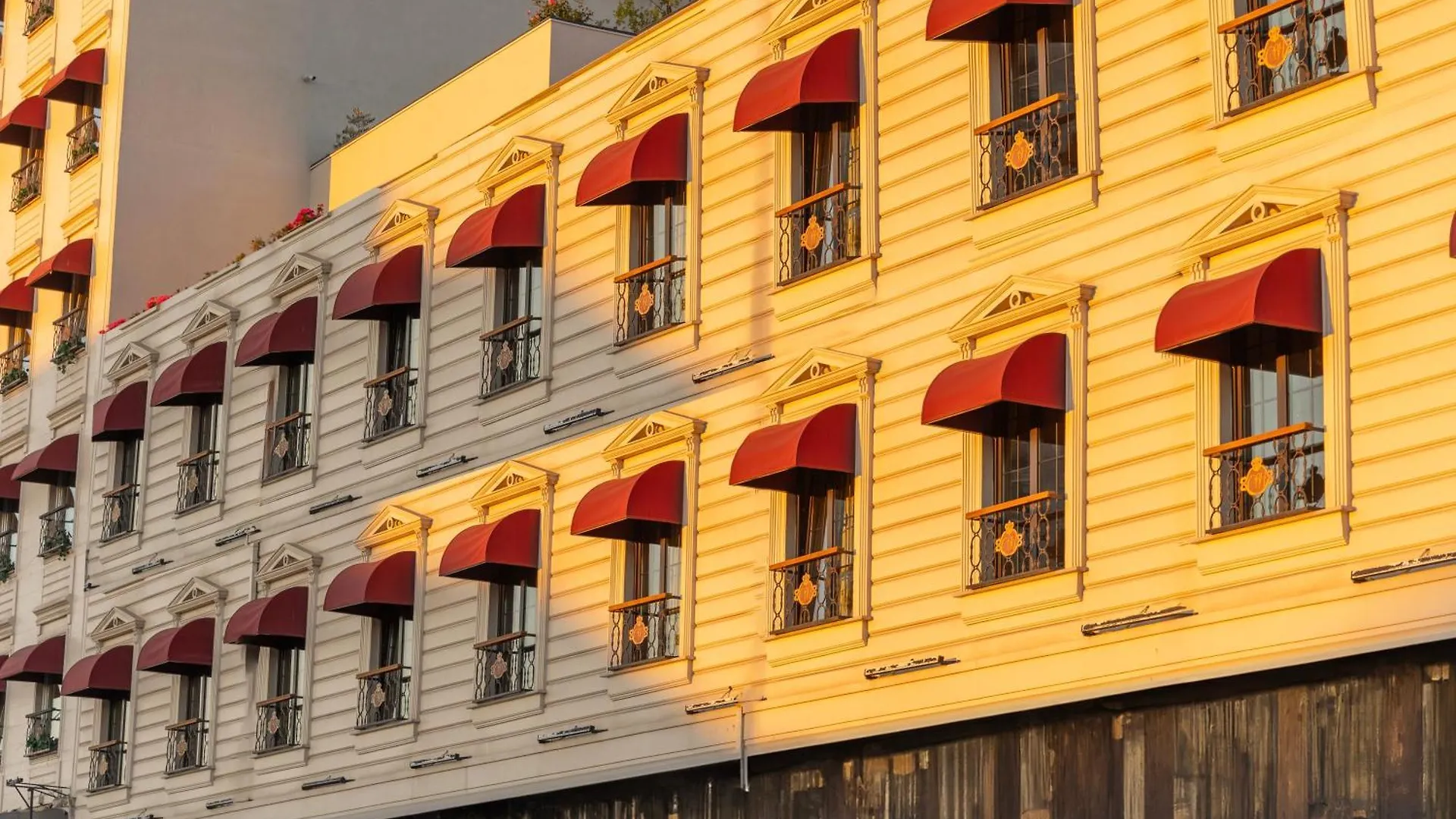 Classes Hotel Airport Provincia di Provincia di Istanbul